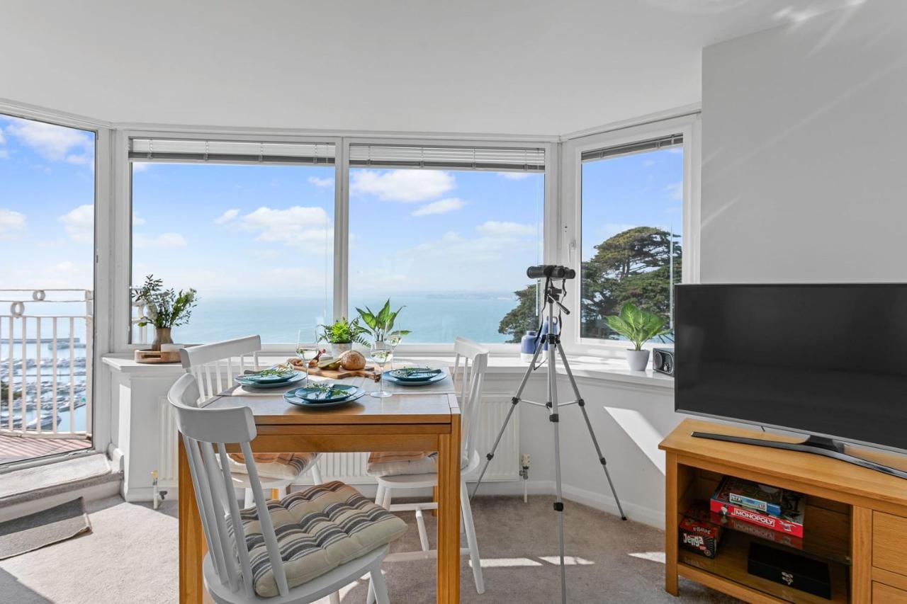 Wellswood Apartment - Sunny Apartment With Stunning Sea Views And Private Balcony Torquay Extérieur photo