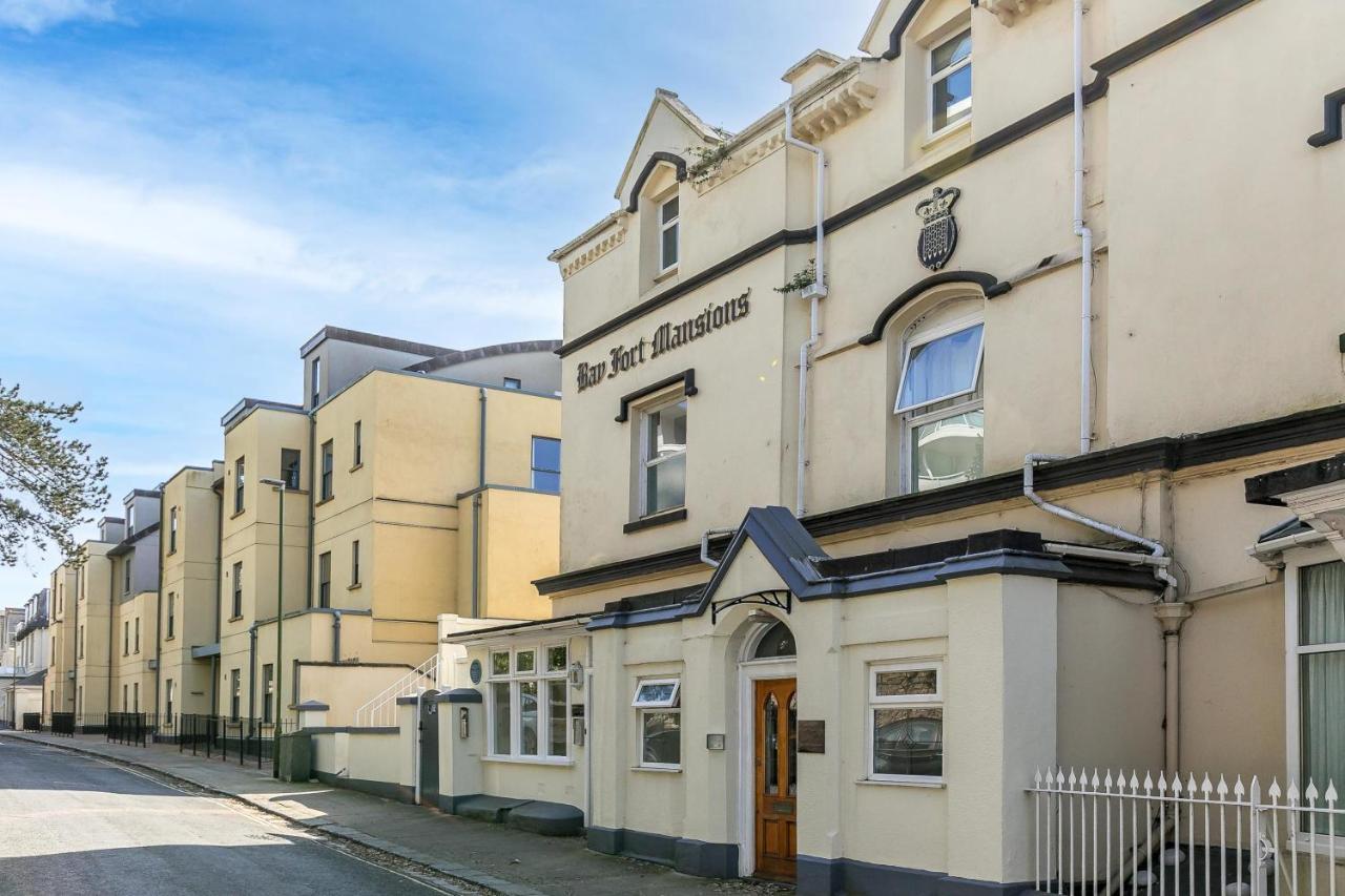 Wellswood Apartment - Sunny Apartment With Stunning Sea Views And Private Balcony Torquay Extérieur photo